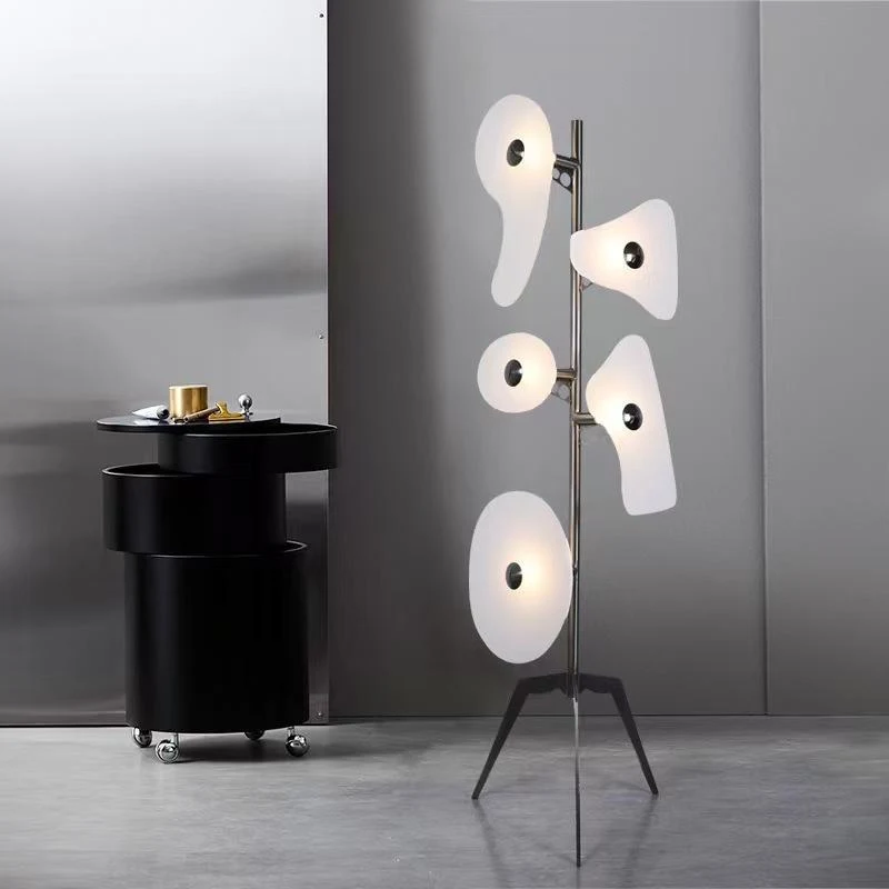 Floor lamp