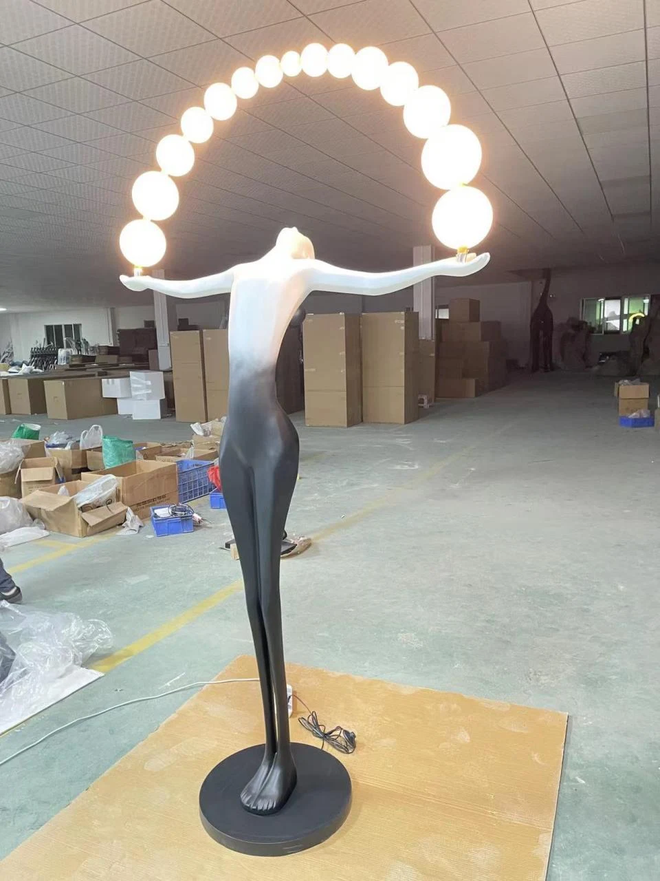 Floor lamp