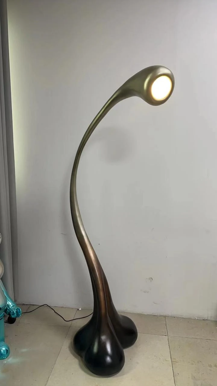 Floor lamp