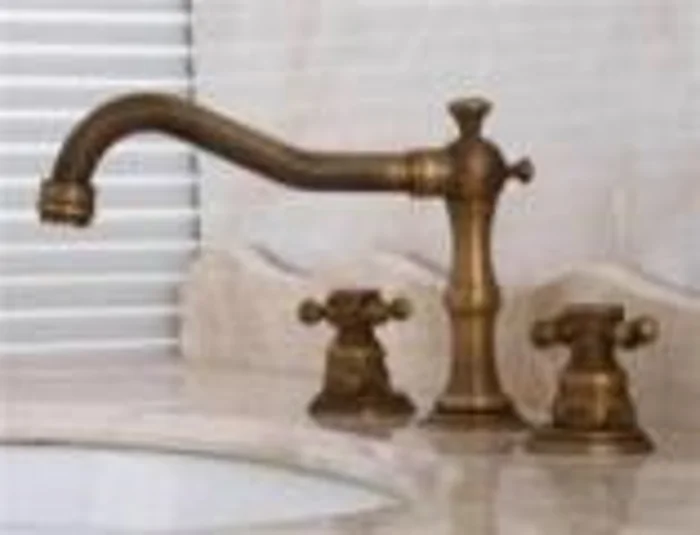 Basin faucet