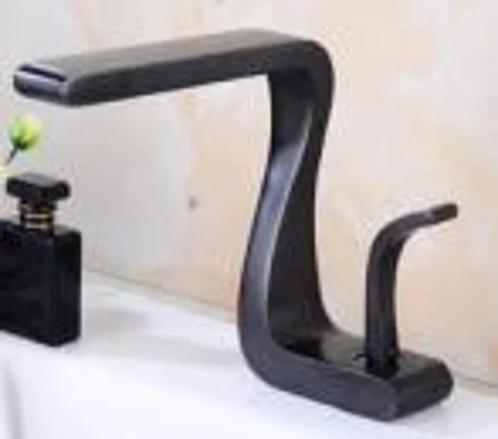 Basin faucet