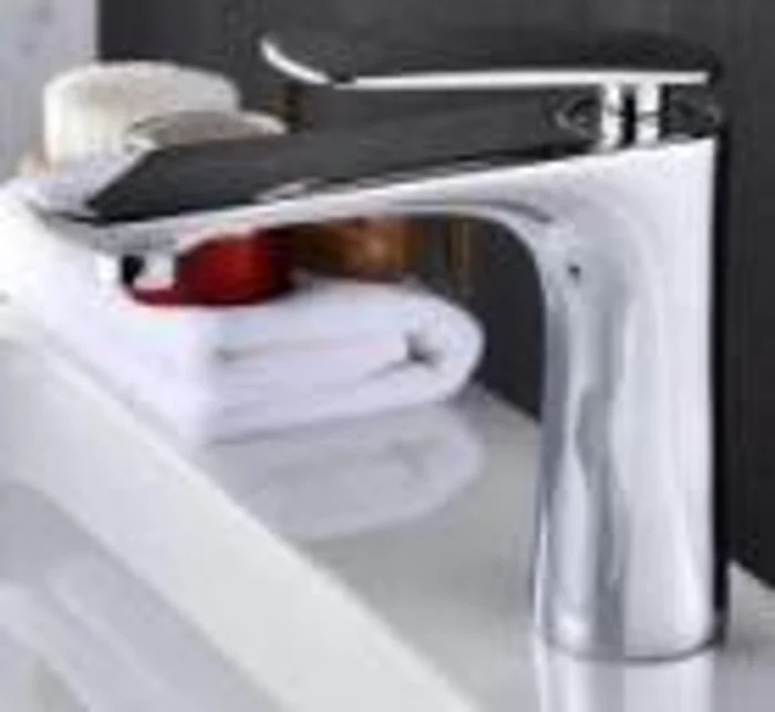 Basin faucet