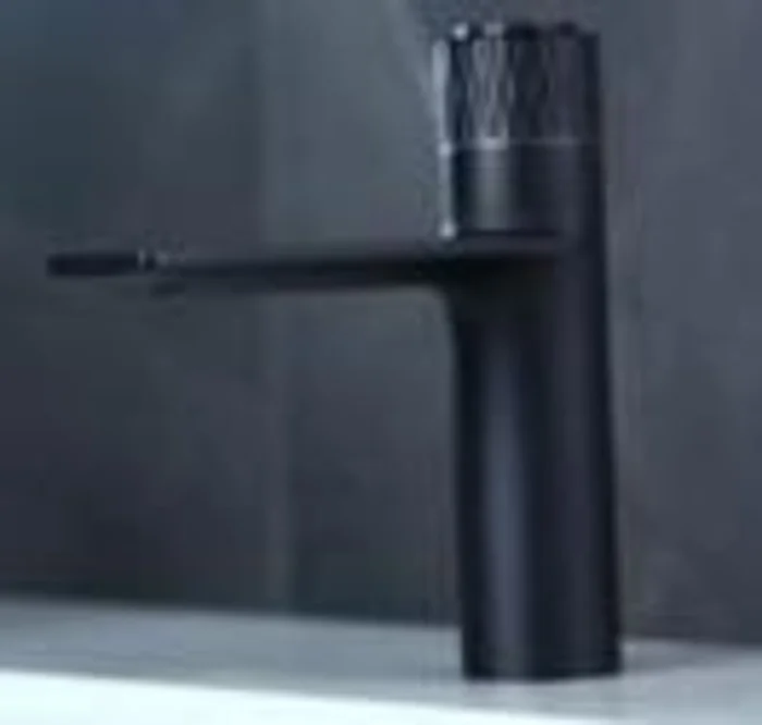Basin faucet