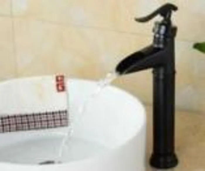 Basin faucet