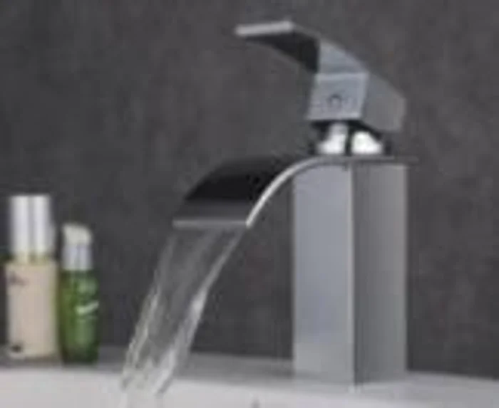 Basin faucet