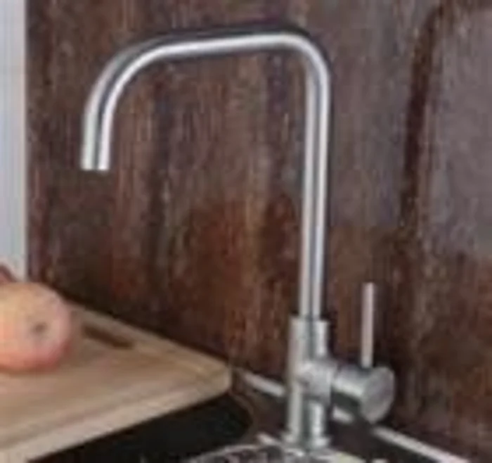 Kitchen faucet