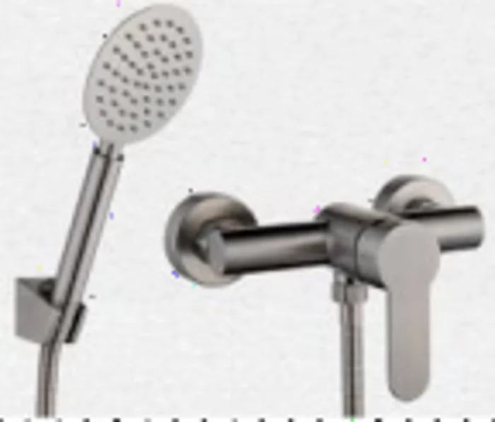 Bath or shower fitting