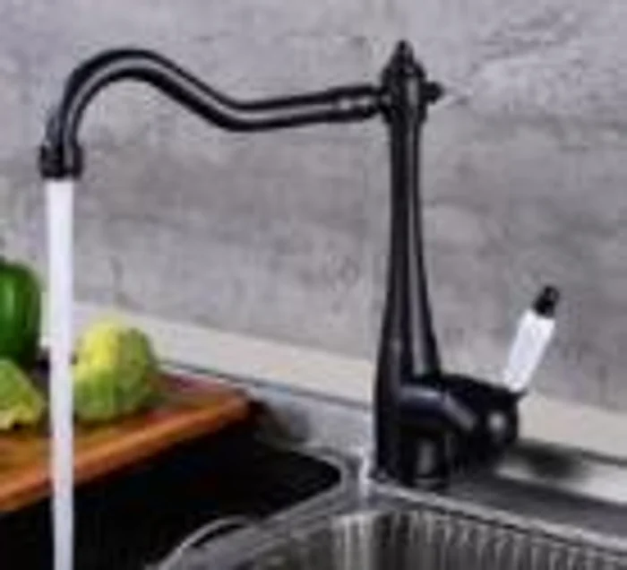 Kitchen faucet