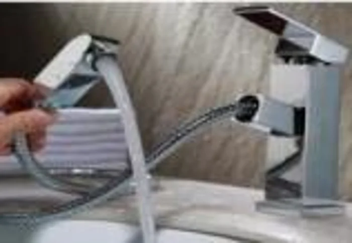 Kitchen faucet