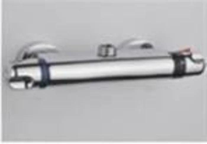 Bath or shower fitting